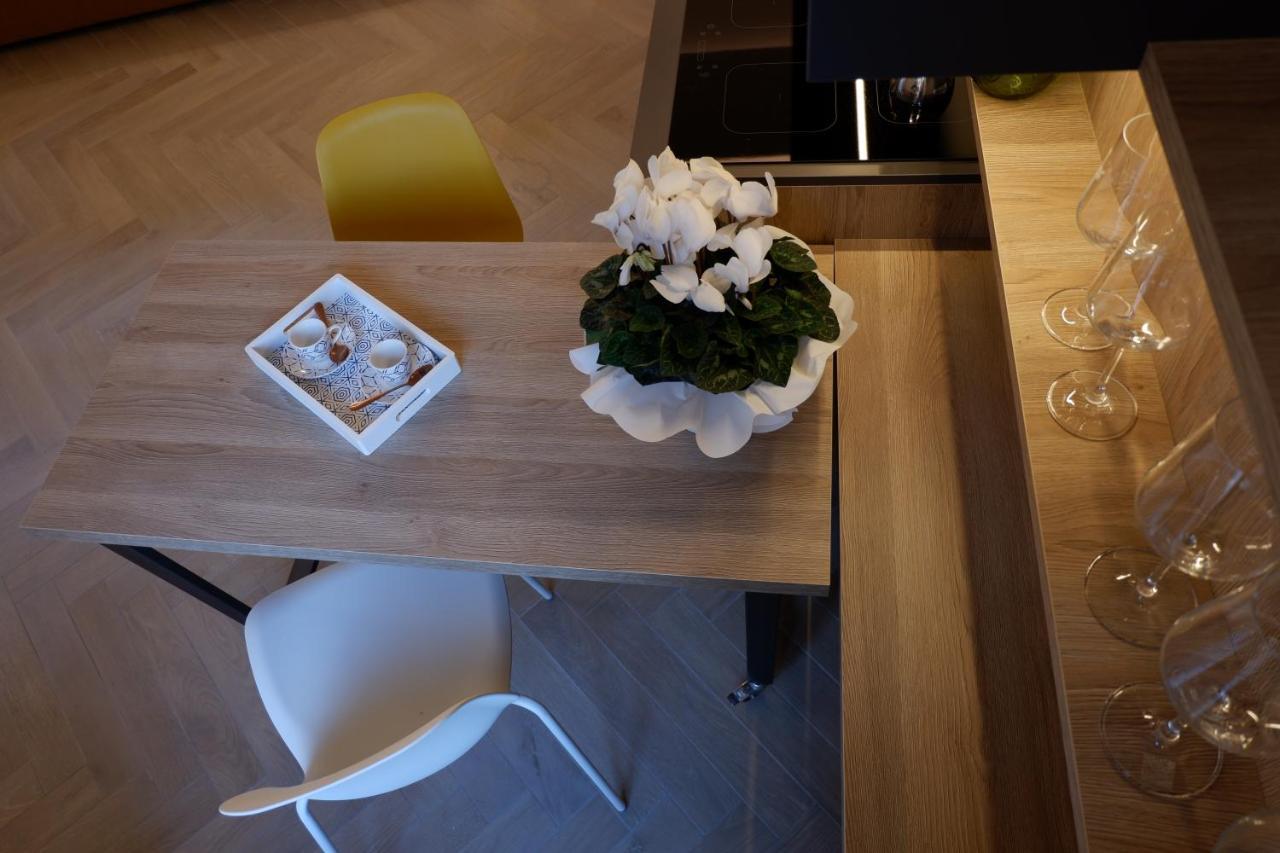 Muros - City Modern Living In Trento Exterior photo