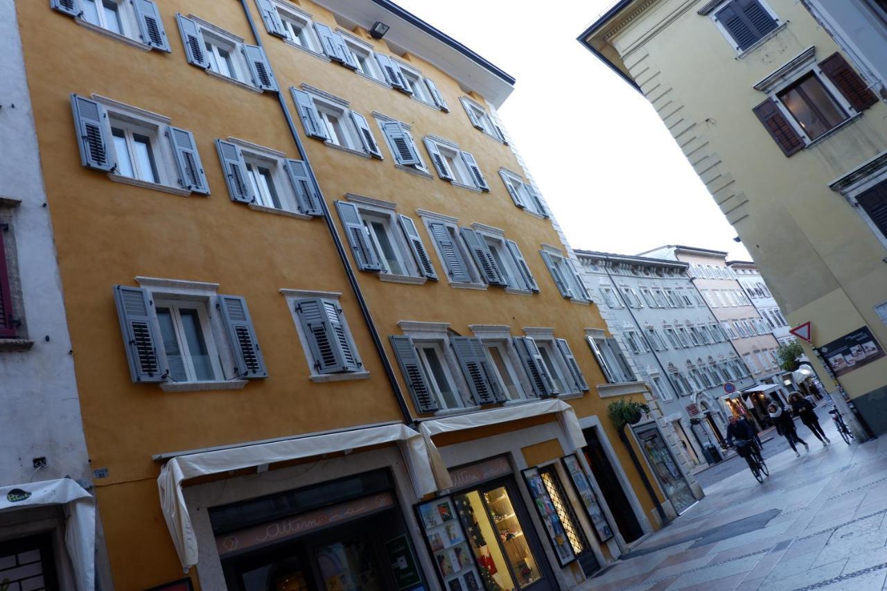 Muros - City Modern Living In Trento Exterior photo